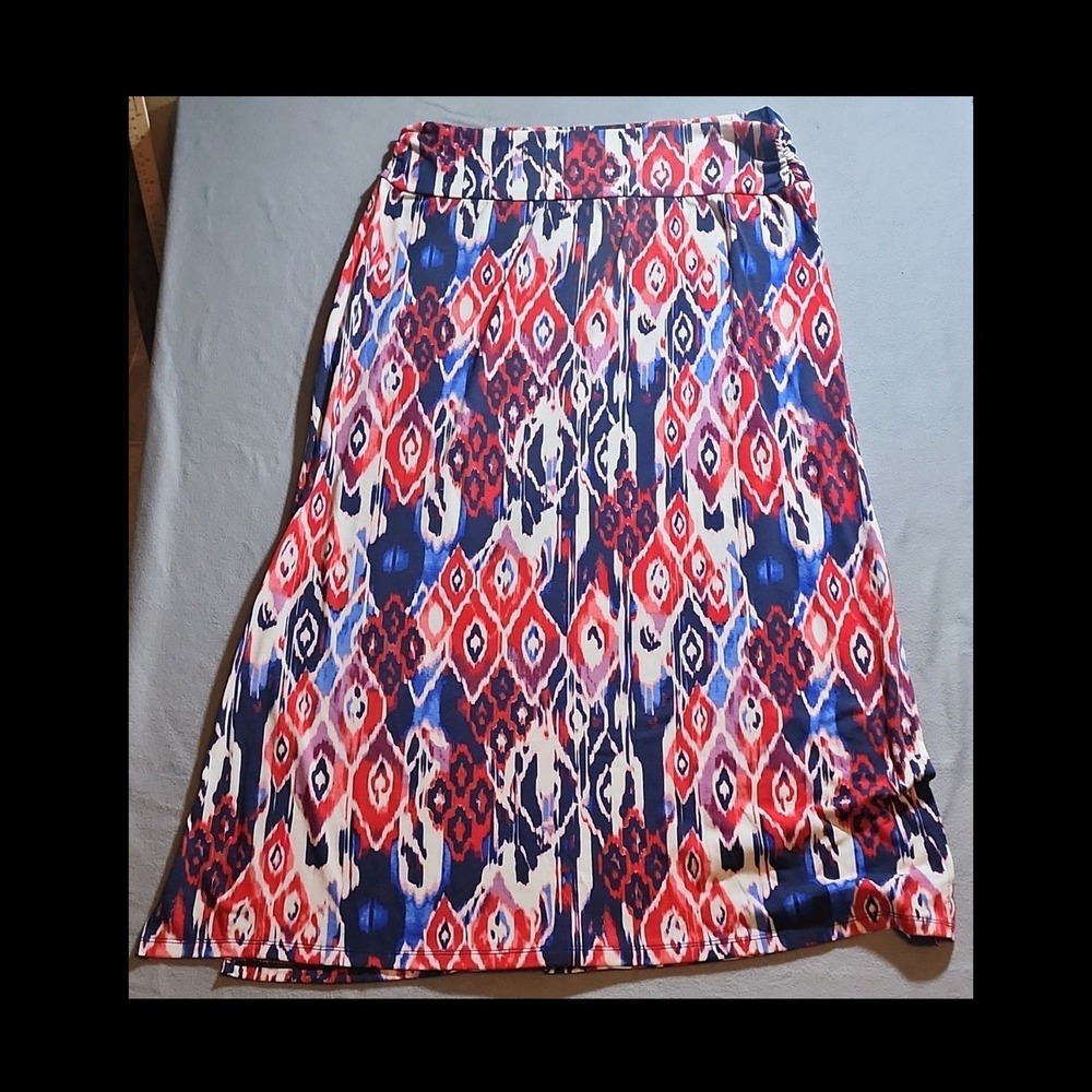 Faded Glory Geometric Knit Long Skirt Red Blue White XL Elastic Waist